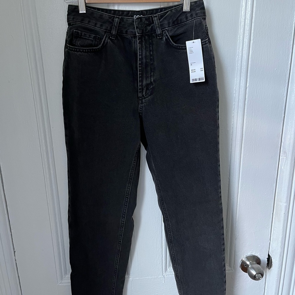 BDG (Urban Outfitters) Hi-rise Mom Jeans